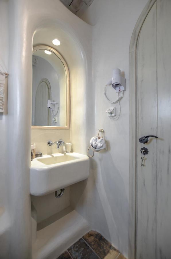 Honey & Cinnamon Luxury Suite Naxos City Exterior photo